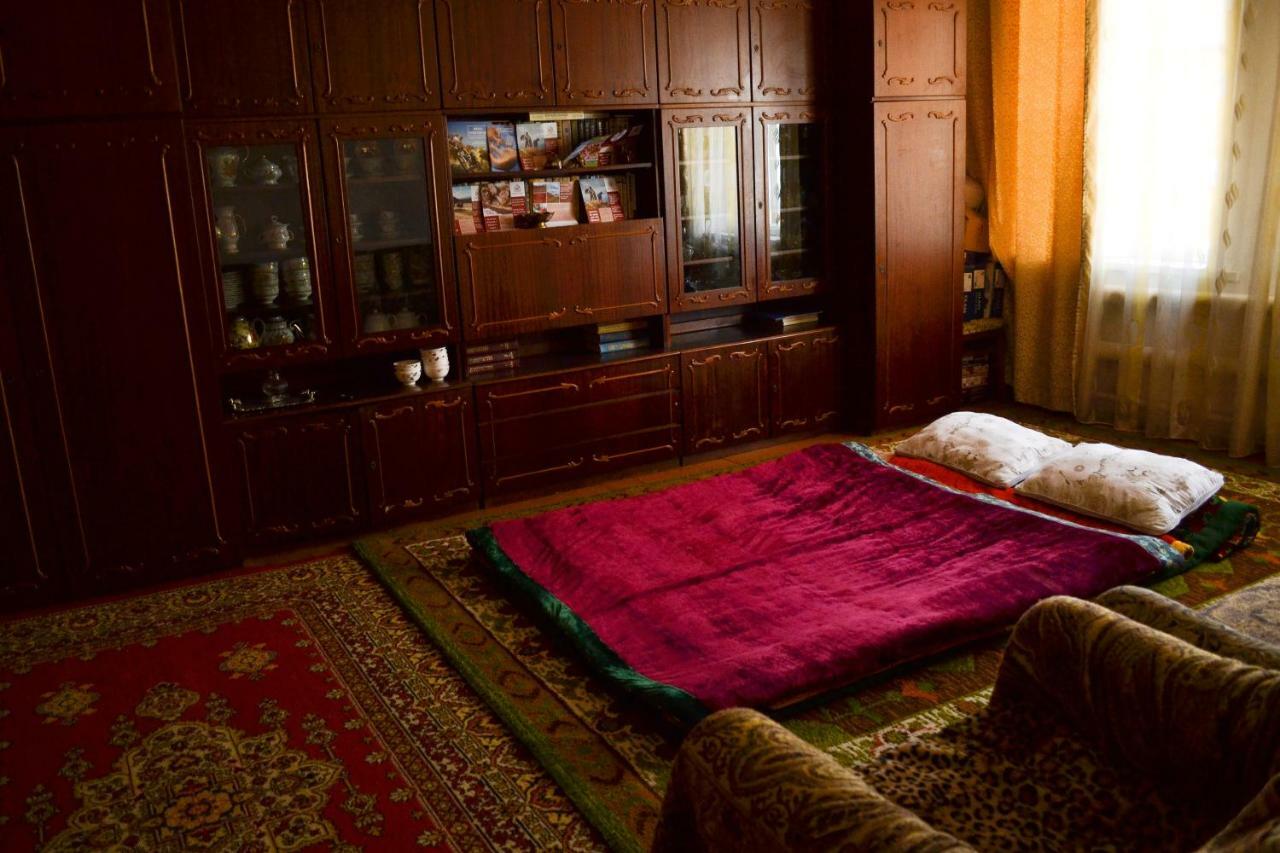 Guesthouse Bermet Tong Buitenkant foto